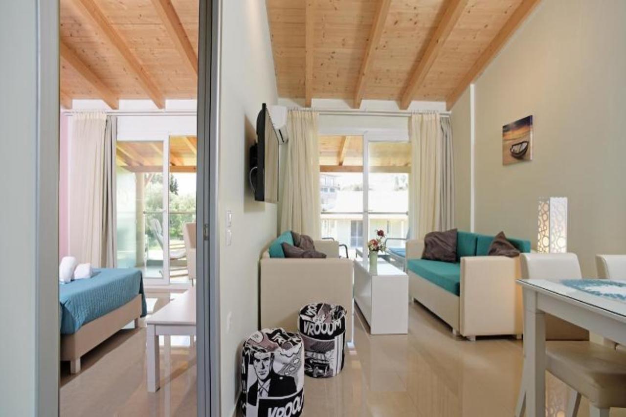Palapart Gikas Suites And Studios Gouvia Exterior photo
